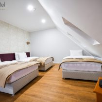 Zepter-Hotel-Palace_Banja-Luka_lobby_triple_room_01